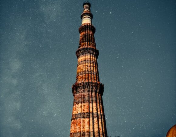 Qutub Minar, New Delhi - Golden Triangle Trip by Triponam